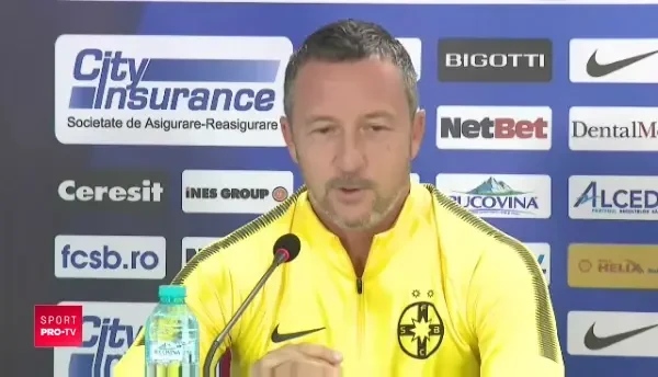 "Petrescu a avut un SOC, dar isi va reveni" Au cucerit titlul, acum sunt DUSMANI! Un nou atac MM - Petrescu