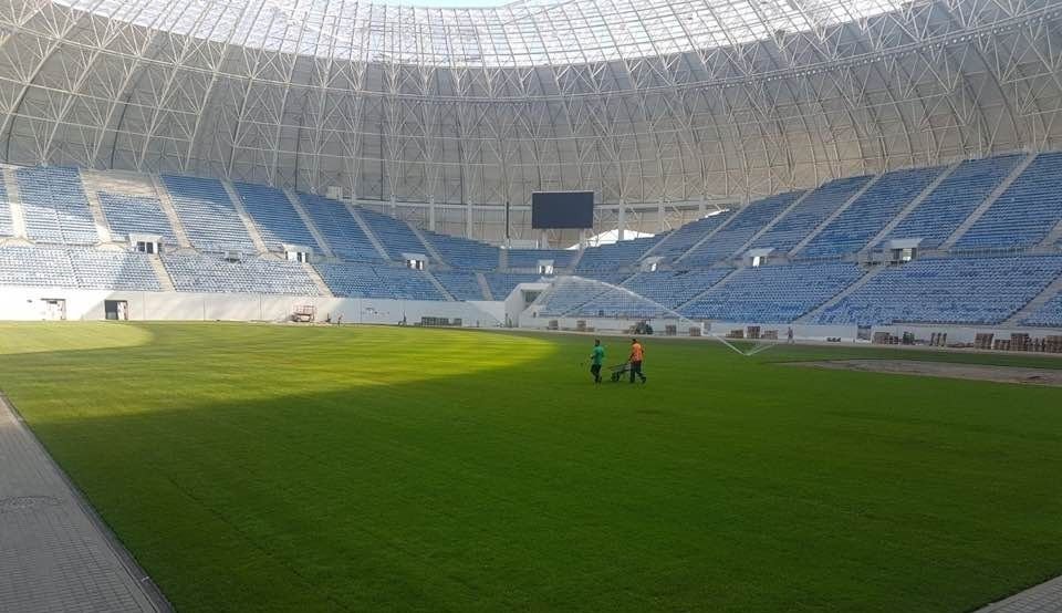 Stadionul Craiovei NU poate gazdui meciul cu Slavia Praga, inaugurarea s-ar putea amana pentru 18 noiembrie! Explicatia primarului