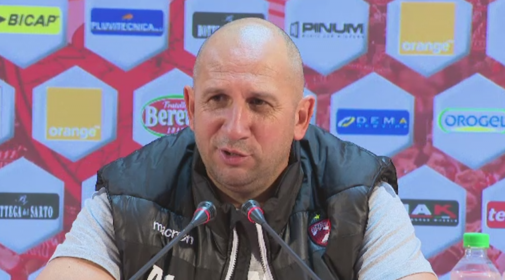 Vasile Miriuta a rabufnit! Declaratie cu bataie catre Anamaria Prodan: Hienele vor sa-si aduca antrenorii la Dinamo, dar eu sunt AICI