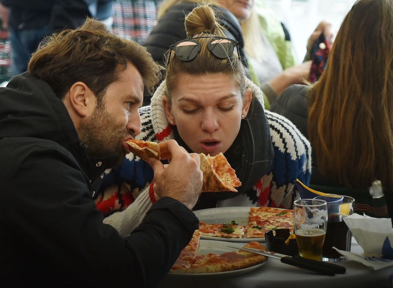 Simona Halep, alaturi de iubit in vacanta! Cum a fost surprinsa de paparazzi! FOTO_6