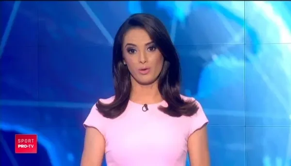 Ea ar sterge pe jos cu Femeia Fantastica :)) O rusoaica s-a inchis in sala de forta, iar acum nimeni nu are curaj sa o provoace: VIDEO