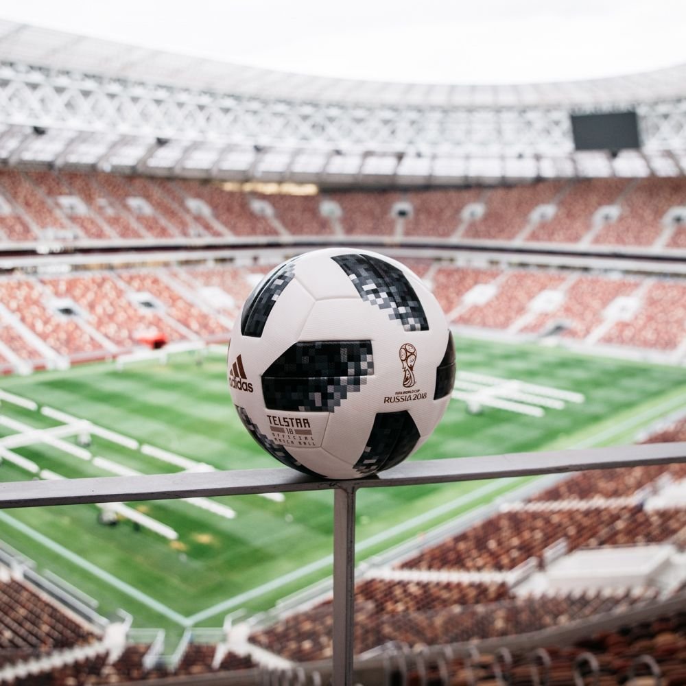 Messi a lansat mingea Mondialului din Rusia. Cum arata 