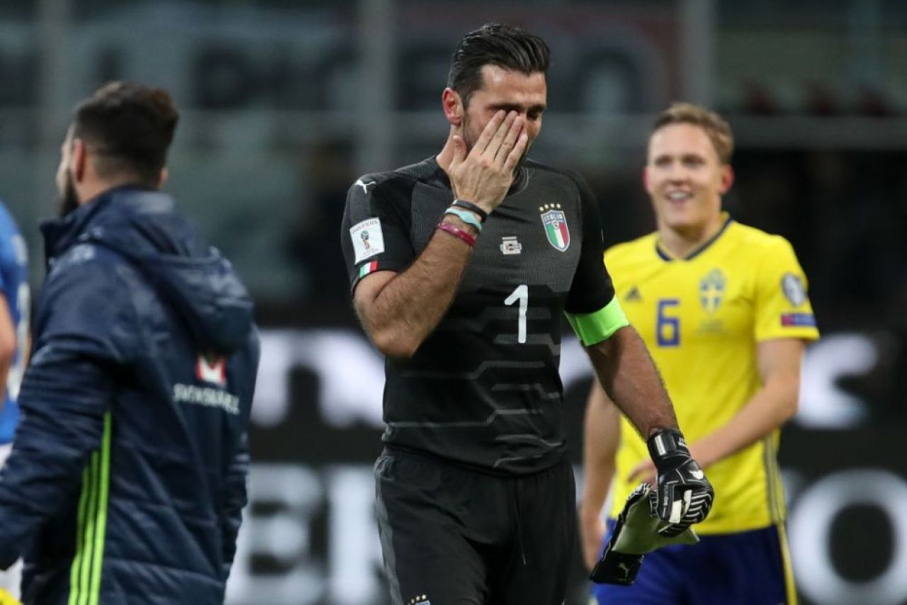 FOTO | Lacrimile unui campion! Buffon si-a anuntat retragerea in lacrimi: