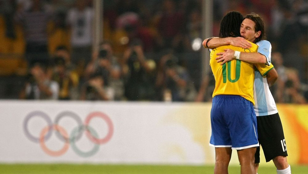 Daca Messi decide sa plece de la Barcelona l-as sustine! Declaratia neasteptata data de Ronaldinho