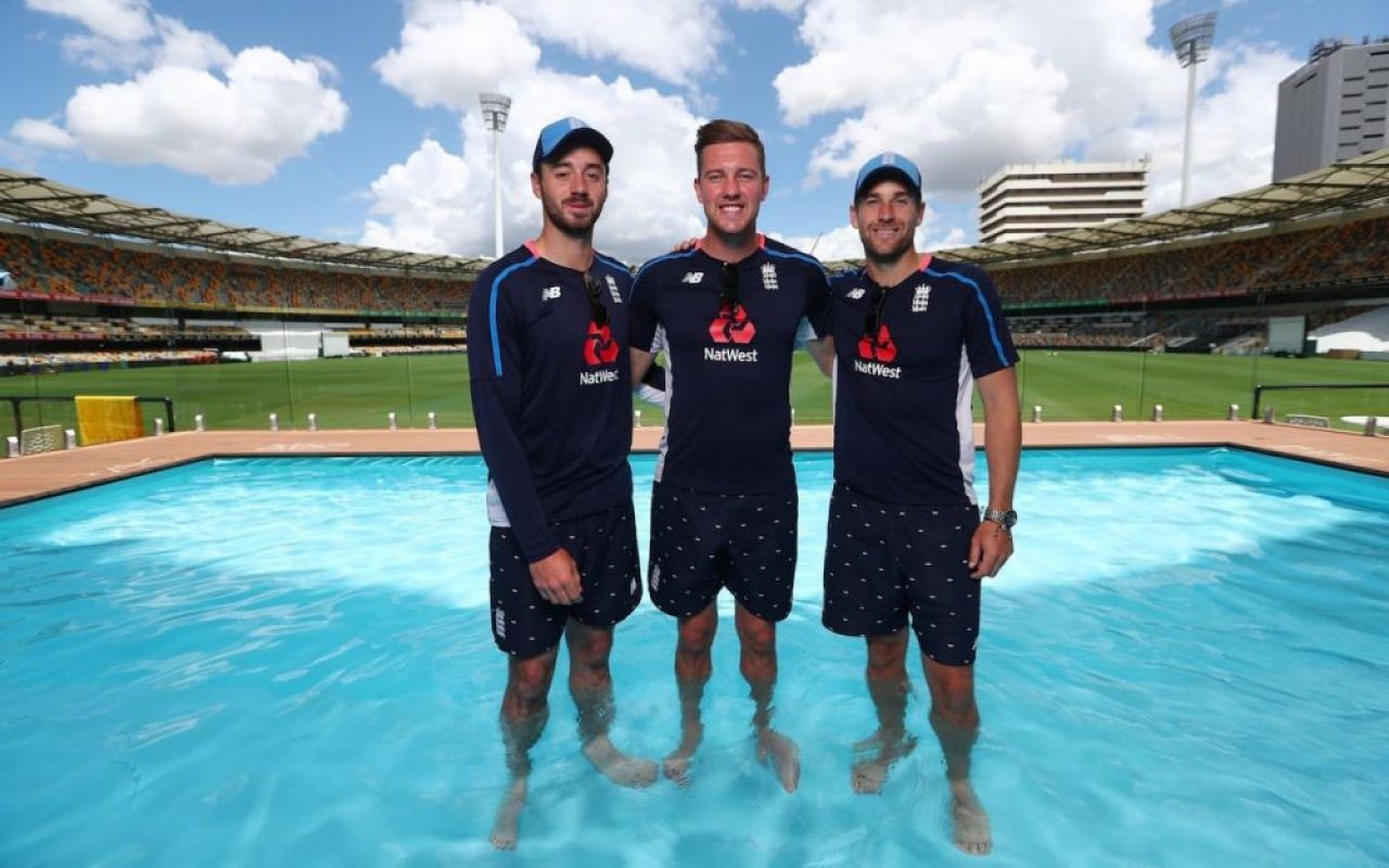 Primul stadion din lume cu PISCINA in loc de peluza! Fanii se racoresc in timp ce vad meciul! FOTO_1