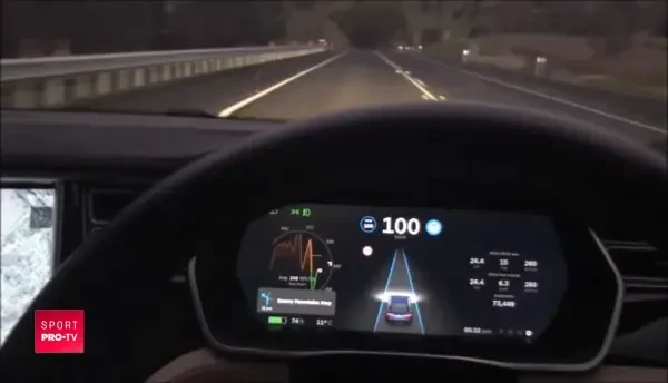 Sofatul se schimba definitiv! Ce se intampla daca adormi la volanul unei Tesla! VIDEO