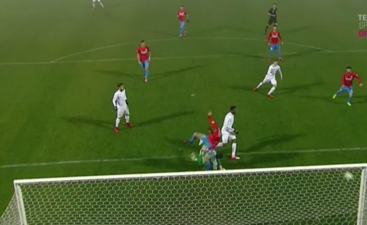SOCANT! Planic si-a luat piciorul in mana si a URLAT de durere! Moment TERIBIL in meciul cu Astra! E suspect de RUPTURA si poate lipsi pana la vara. VIDEO_2