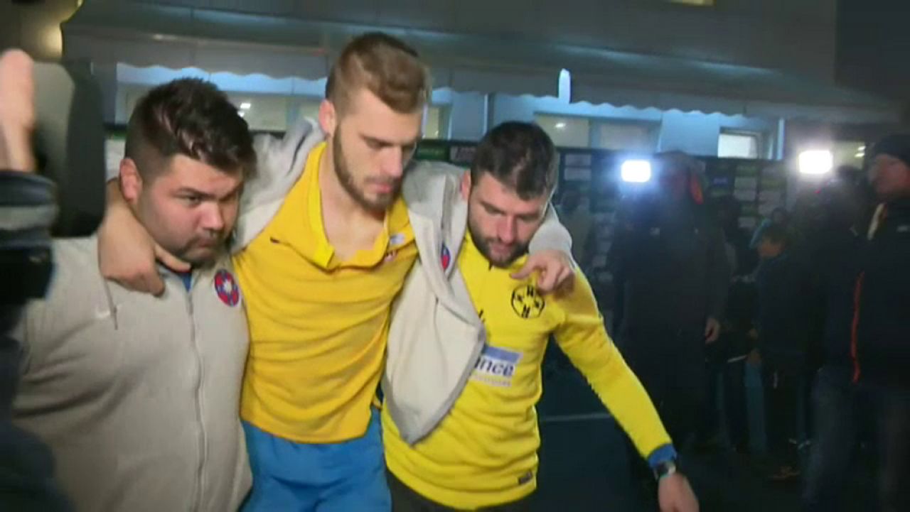 Imagini DRAMATICE! Cum arata piciorul lui Planici dupa accidentarea HORROR din meciul cu Astra! Fundasul, carat pe brate la masina! VIDEO_1