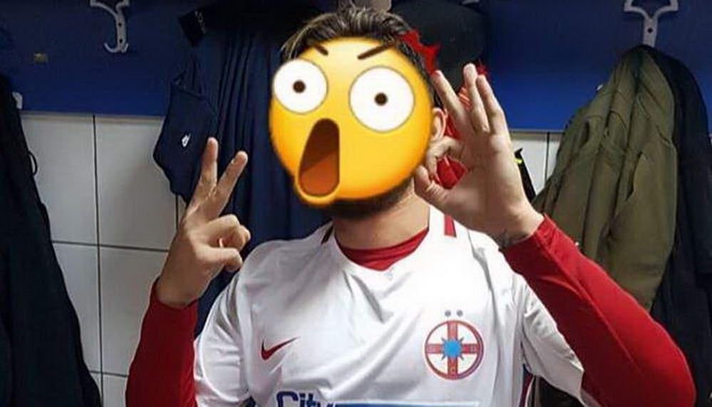 Mi-as da 5 ani din viata sa nu ia Steaua titlul! Surpriza! Alex Ionita, surprins imbracat in tricoul Stelei in vestiar! FOTO