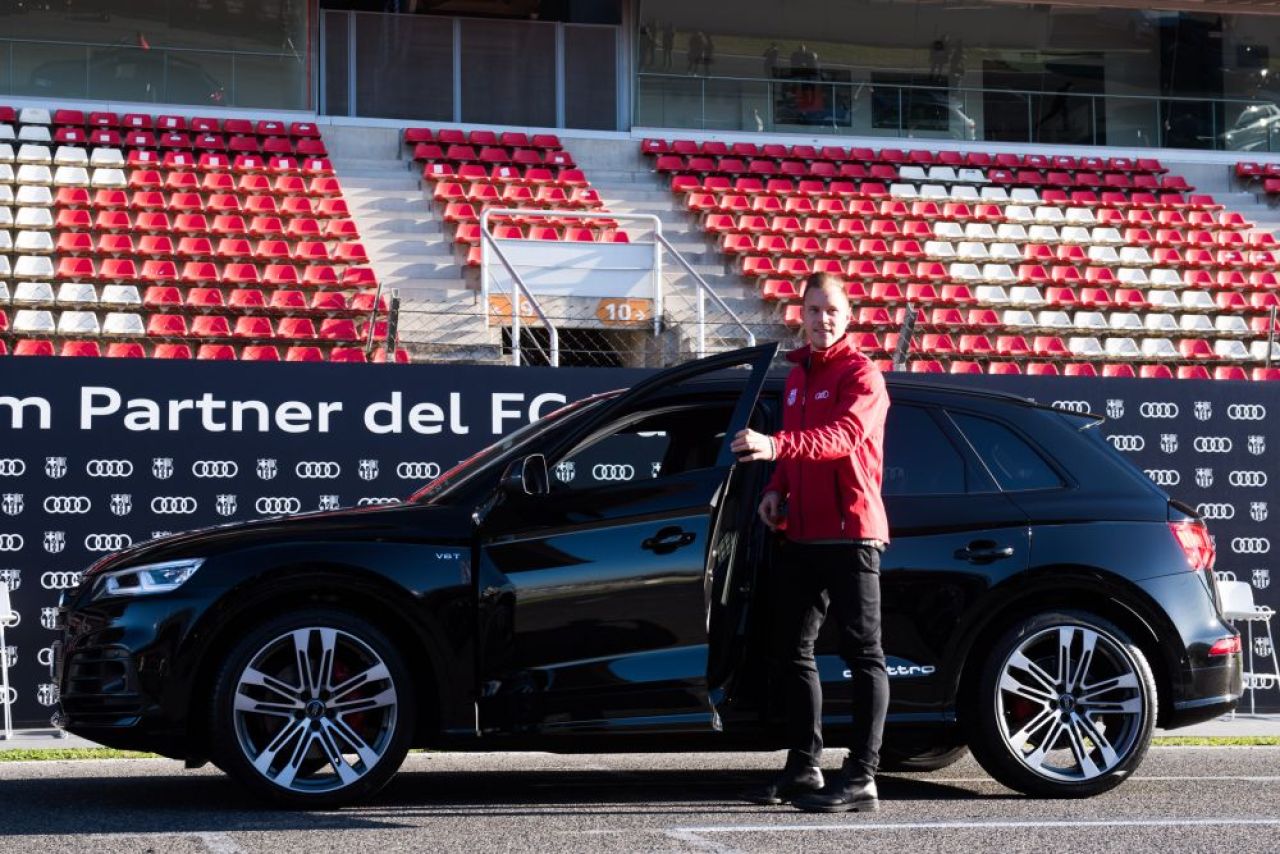 Sponsorul i-a zis lui Messi sa-si ia ce masina vrea, argentinianul a surprins si nu a ales-o pe cea mai scumpa! Cine a luat