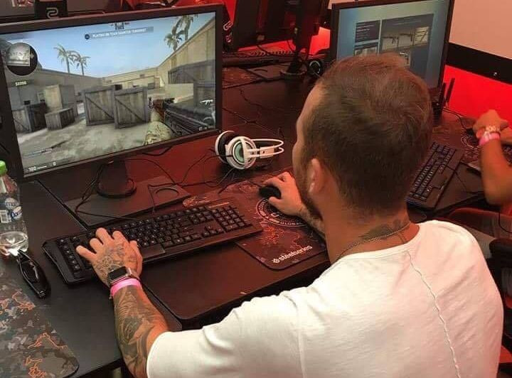 Neymar a intrat in CLANUL de Counter-Strike al lui Alibec! :)) Cum s-a antrenat inainte de Bayern - PSG