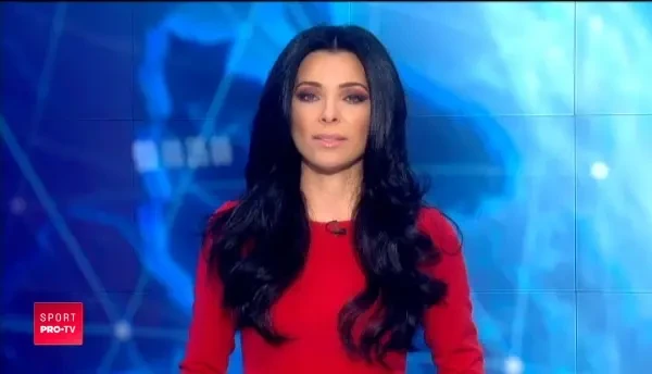 CE?! A LUAT IANIS 10-LE?! UN TRICOU SE MUNCESTE! Gica Hagi, conferinta de presa aprinsa! Ce a spus despre numarul 10 preluat de fiul sau la nationala: De ce vrem sa demolam?!