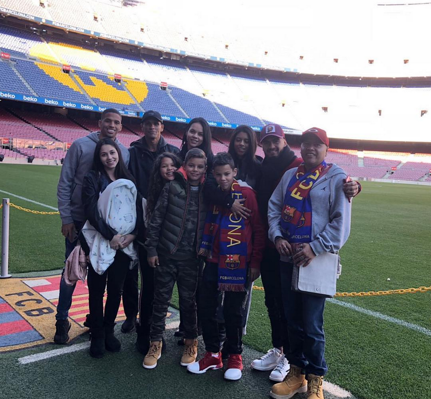 Dinamovistul Rivaldinho, in loja de onoare la Real Madrid - Barcelona! Si baiatul lui Mourinho a fost pe lista de invitati_3