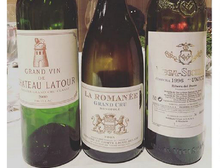 Pique a sarbatorit victoria cu Real Madrid cu 3 sticle de vin, de 5300 de euro: 