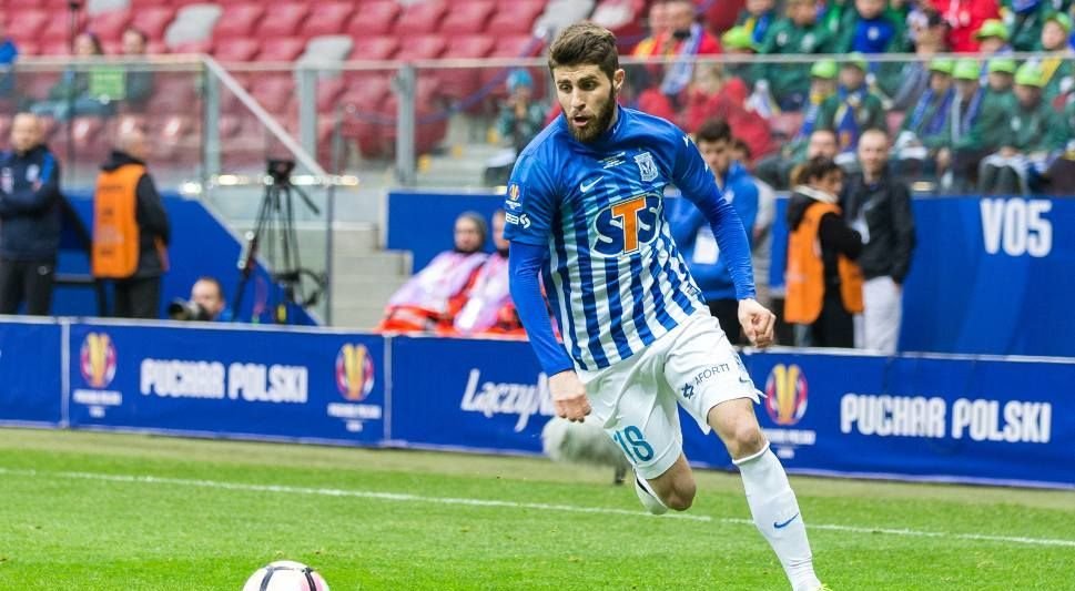 Mesaj pentru Contra: Joc titular intr-un campionat mult mai puternic decat Romania, ne batem la campionat an de an. De ce sa fiu convocat?