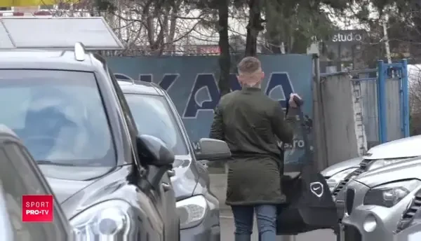 Ia uite MIZERIA! Da tu vii cand vrei, ma?! :)) Golofca, primire SPECIALA la Botosani! Ce a spus de revenirea la Steaua