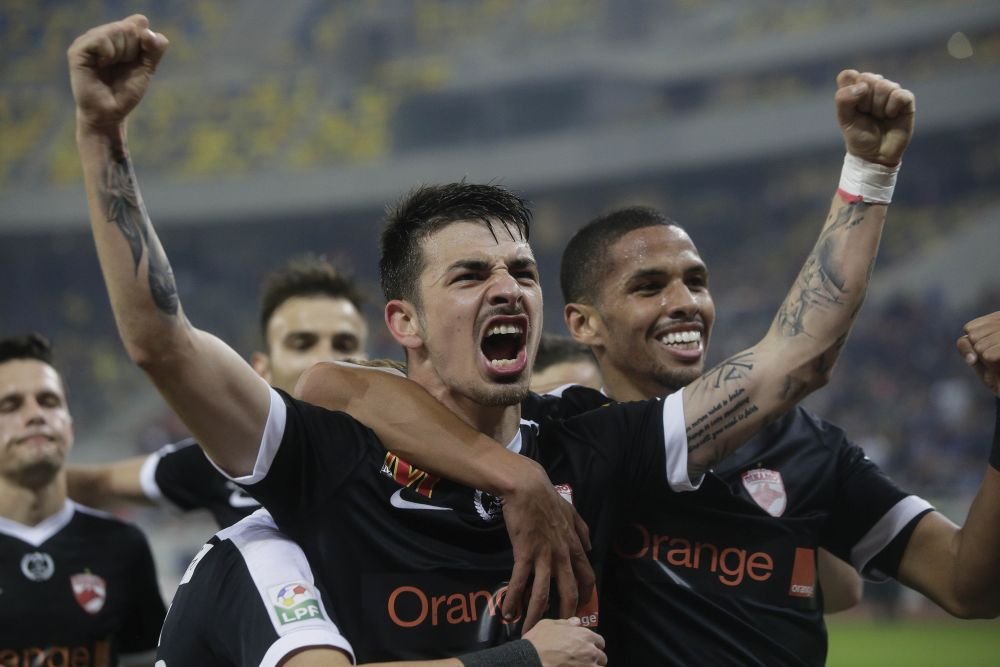Dinamo scapa de straini! Rivaldinho si alti doi jucatori, scosi la vanzare in aceasta iarna