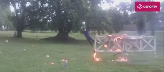 VIDEO | Imaginile saptamanii! Clipul care face senzatie pe internet: abia asta inseamna antrenament de foc :)