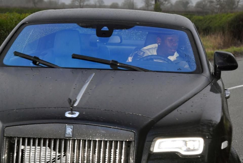 Pogba si-a cumparat ultima limuzina Rolls Royce cu salariul pe o SAPTAMANA! Toti colegii l-au admirat la antrenament. FOTO_1