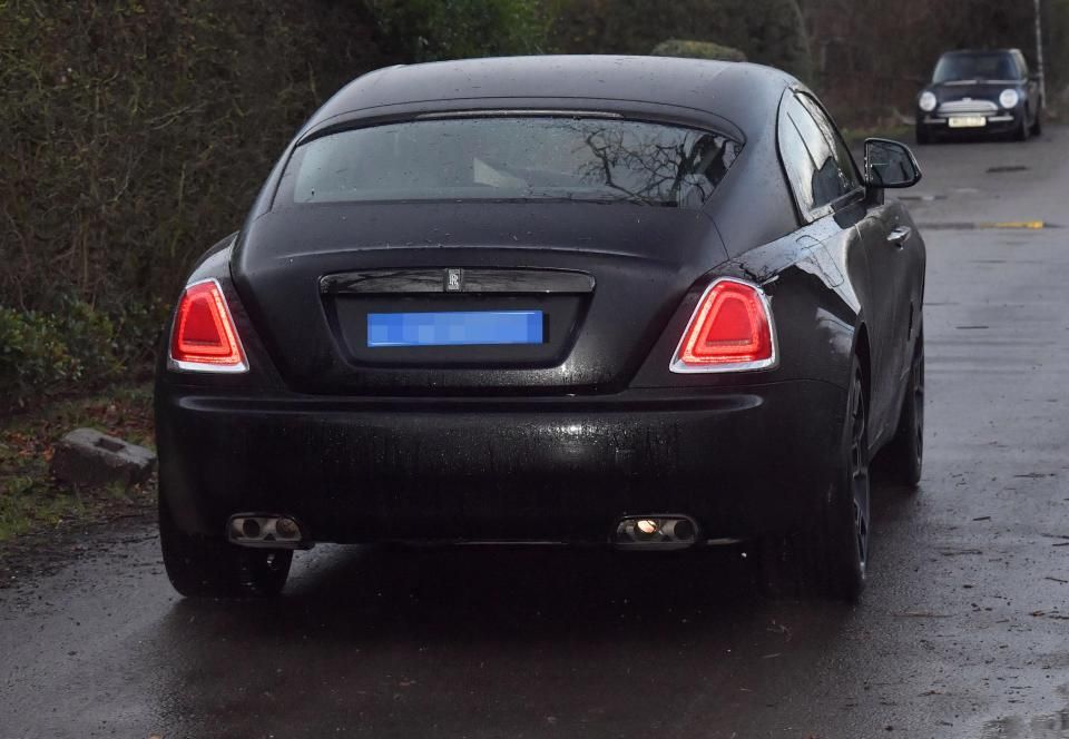 Pogba si-a cumparat ultima limuzina Rolls Royce cu salariul pe o SAPTAMANA! Toti colegii l-au admirat la antrenament. FOTO_2