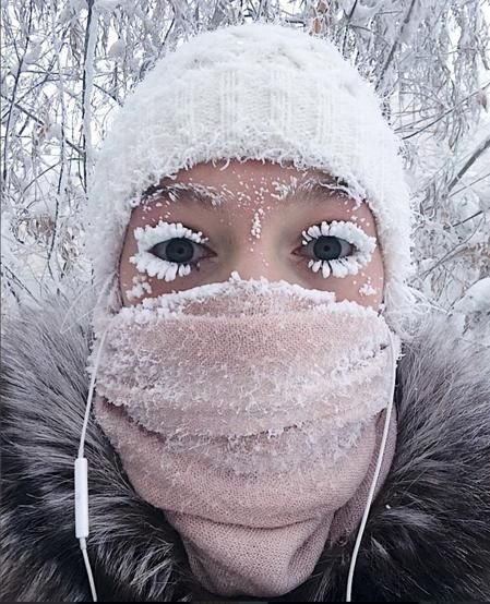 Cum arata cel mai FRIGUROS loc de pe pamant, cu temperaturi de -70 de grade! Autoritatile au INTERZIS circulatia masinilor! FOTO