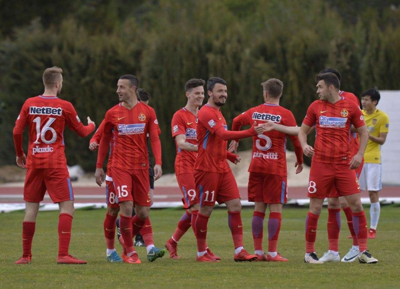 FCSB 2-0 OSIJEK // Stelistii lui Dica au castigat ultimul amical inaintea reluarii campionatului: GOLURI TANASE SI TEIXEIRA, Budescu s-a accidentat_1