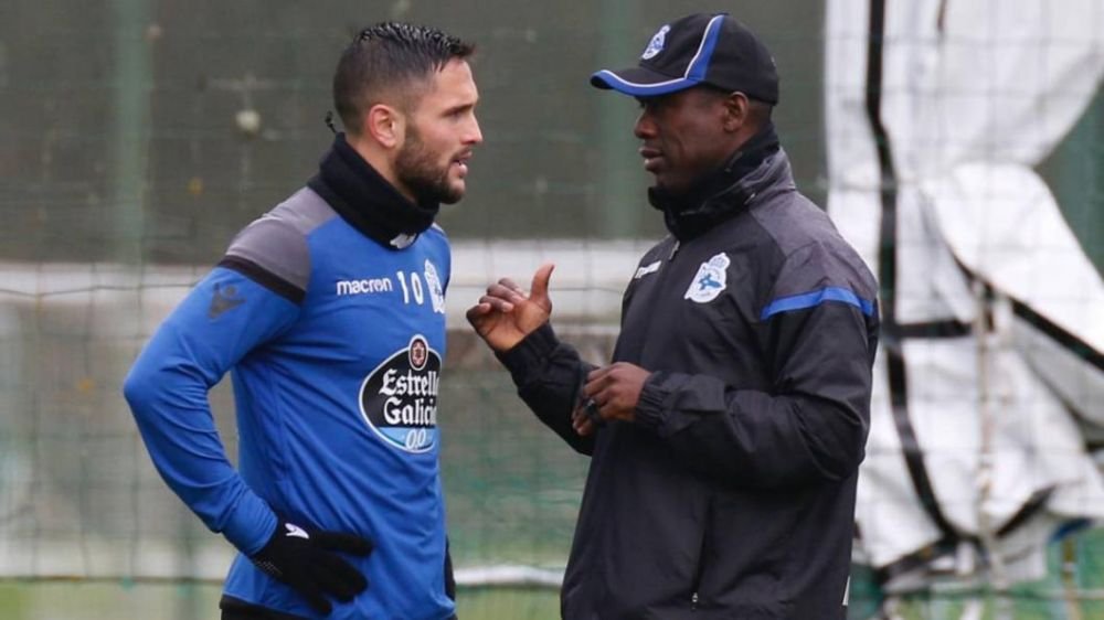 Seedorf l-a bagat in SEDINTA pe Andone la primul antrenament cu Deportivo! Ce mesaj i-a transmis atacantului roman_4