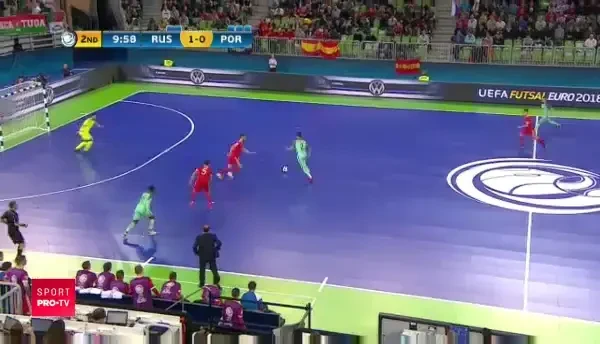 Bale a avut jocul lui! :) Incredibil ce putea sa faca starul Realului in timp ce echipa sa se chinuia cu Valencia! Vreau si eu 500 de mii pe saptamana pentru asta