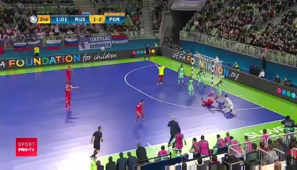 Rusia 1-3 Portugalia - gol Bruno Coelho