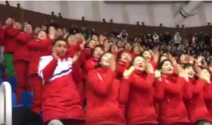 VIDEO: Nu ati mai vazut asa ceva! Galeria Coreei de Nord, la un meci de hochei de la Jocurile Olimpice