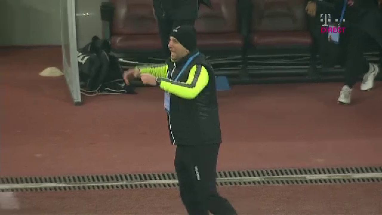 Miriuta a innebunit dupa golul marcat de Pesic! A sarbatorit ca Mourinho golul care o poate duce pe Dinamo in playoff_3