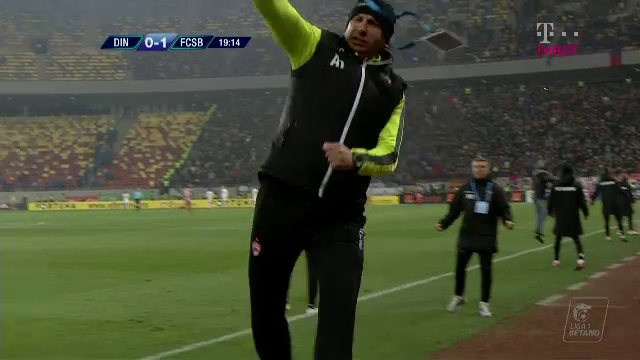 Miriuta a innebunit dupa golul marcat de Pesic! A sarbatorit ca Mourinho golul care o poate duce pe Dinamo in playoff_11