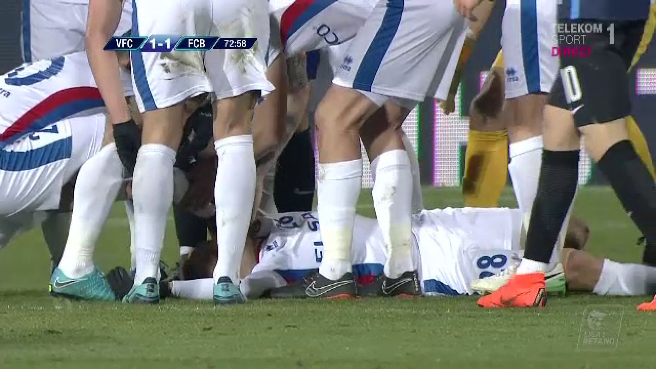 Accidentare DRAMATICA in Liga I! Mihai Roman, dus cu salvarea la spital dupa ce a primit o minge in figura_1
