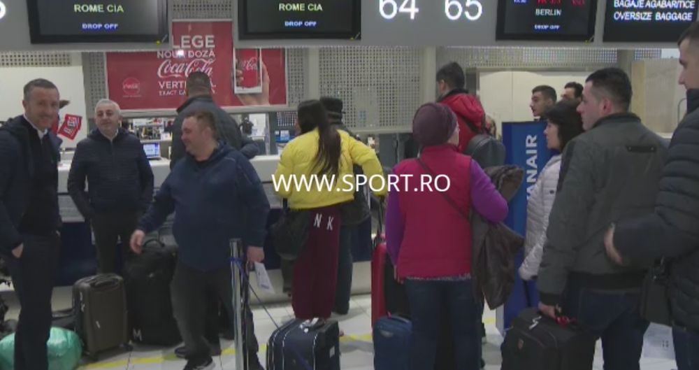 EXCLUSIV Primele imagini cu Elena Basescu si noul iubit cu 12 ani mai tanar! Fiica fostului presedinte Traian Basescu, in deplasare cu STEAUA_5