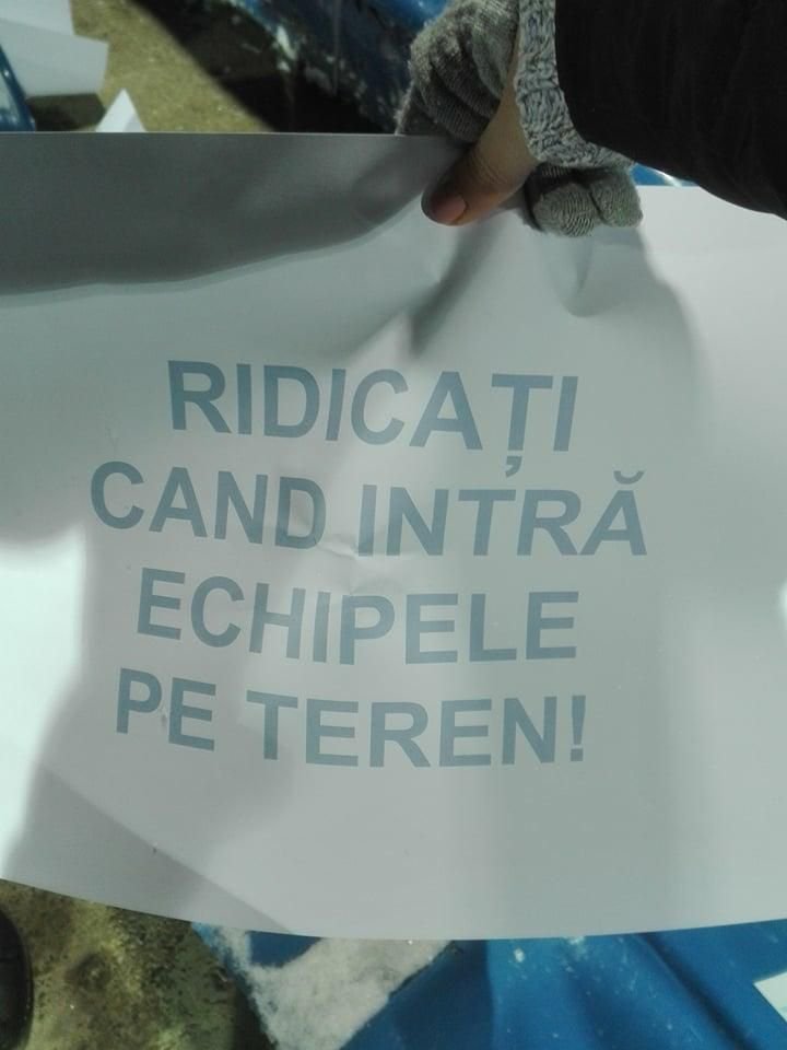 FOTO | Coregrafie A4, nu 3D :) Moment special pregatit de fanii moldoveni inaintea meciului cu Viitorul