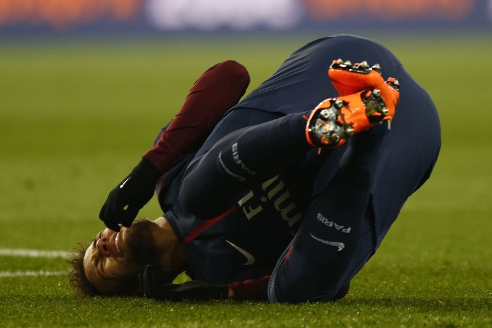 ACCIDENTARE NEYMAR // Unai Emery i-a contrazis pe brazilieni: Nu este adevarat ca se va opera! Sansele sa joace contra Realului