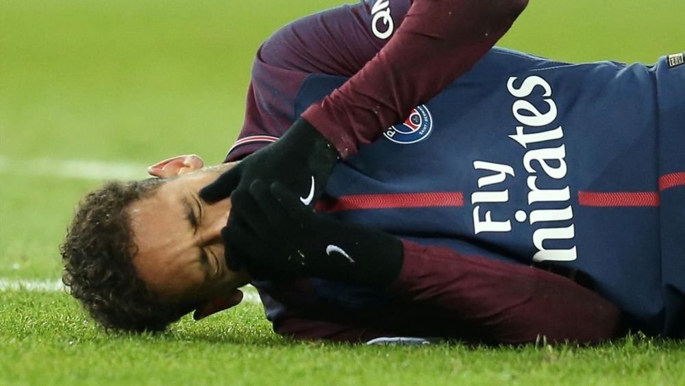 Accidentarea lui Neymar, PREMEDITATA? I-a spus arbitrului ca vrea sa-l vada RANIT! Dezvaluiri incendiare in Franta