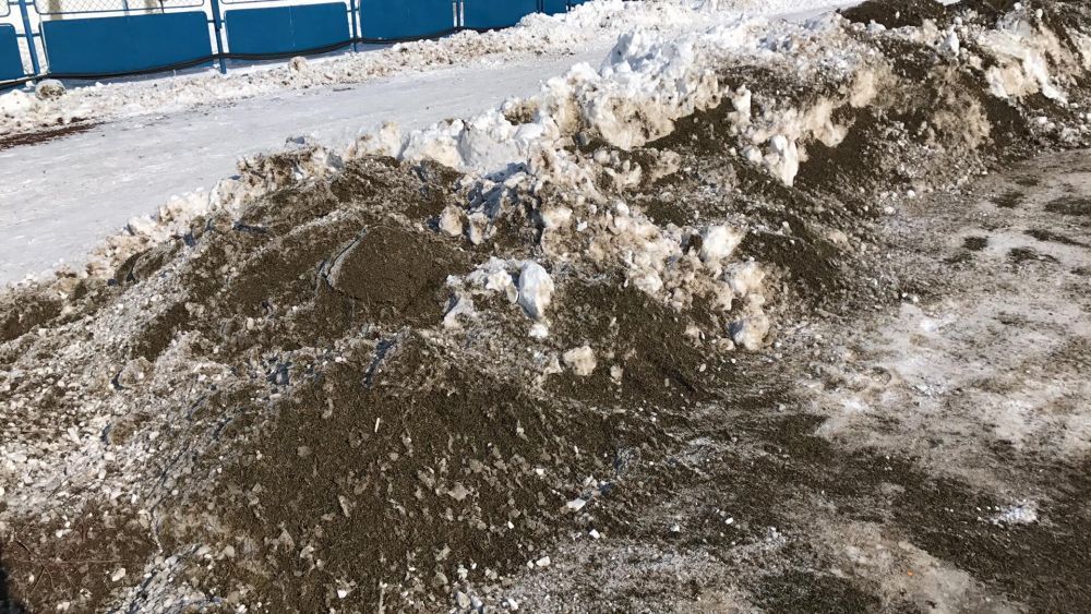 FOTO: Gheata a fost indepartata de pe gazon! Cum arata ACUM stadionul din Sibiu, cu 2 ore inainte de meci_9