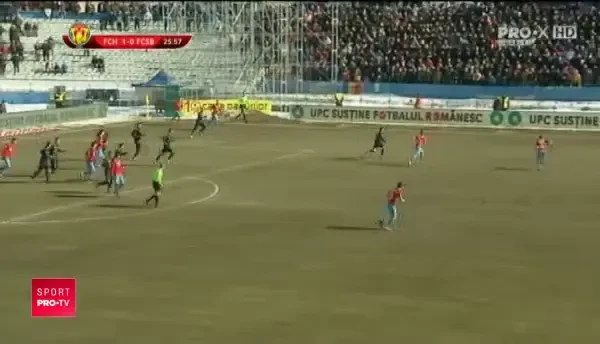 Foarfeca Balasa, mingea se duce pe langa!