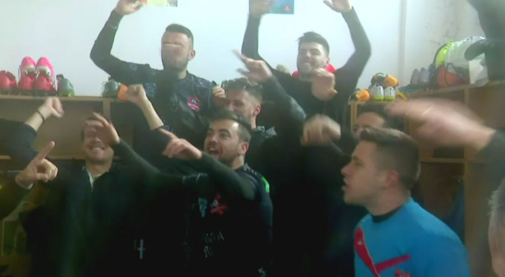 EXCLUSIV | Imagini fabuloase din vestiarul Sibiului, dupa meciul cu FCSB. Ce prime vor primi fotbalistii din liga a doua