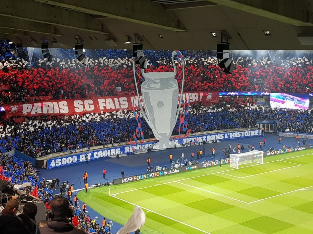 LIVE BLOG PSG 1-2 Real Madrid | AICI E MADRIDUL! Ronaldo si Casemiro anuleaza visul seicilor in Champions League! Liverpool 0-0 Porto. AICI VIDEO REZUMATELE_9