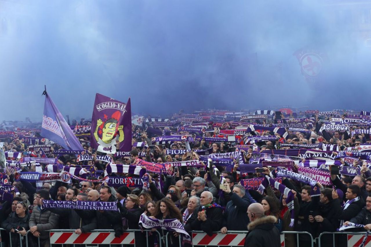 Ianis Hagi si Tatarusanu, la slujba de inmormantare a lui Astori. Mii de oameni au iesit in drumul cortegiului_9