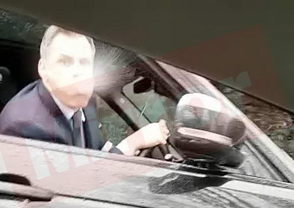 ULTIMA ORA! Jamie Carragher, SUSPENDAT de Sky Sports dupa ce a SCUIPAT o fetita de 14 ani in trafic! VIDEO_3