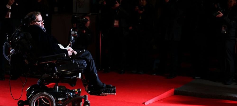 Cum a incercat Stephen Hawking sa ajute Anglia sa castige Campionatul Mondial! Formulele matematice pentru executarea penalty-urilor