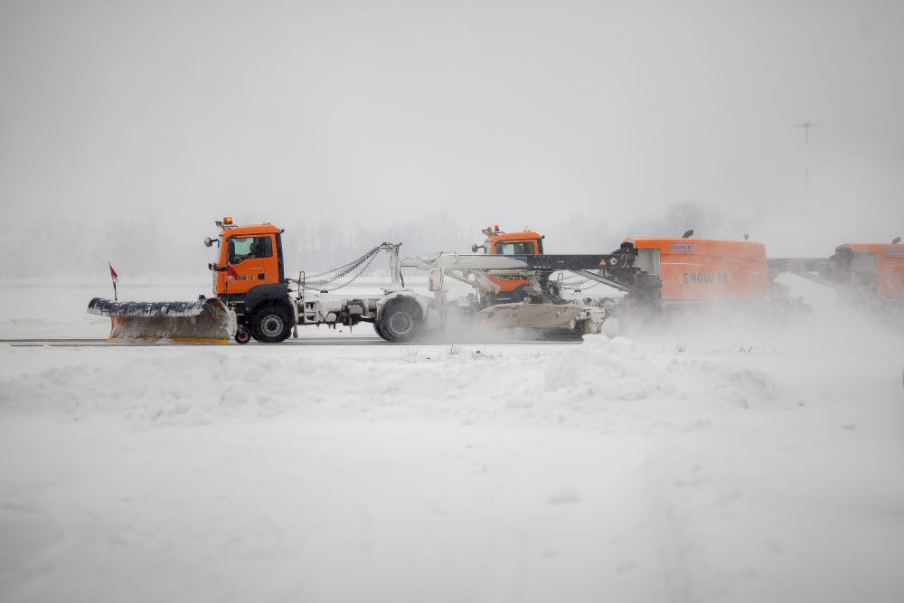 Israel Romania Sambata Pro Tv Nationala Romaniei Blocata De Iadul Alb Din Bucuresti Avionul Trebuia Sa