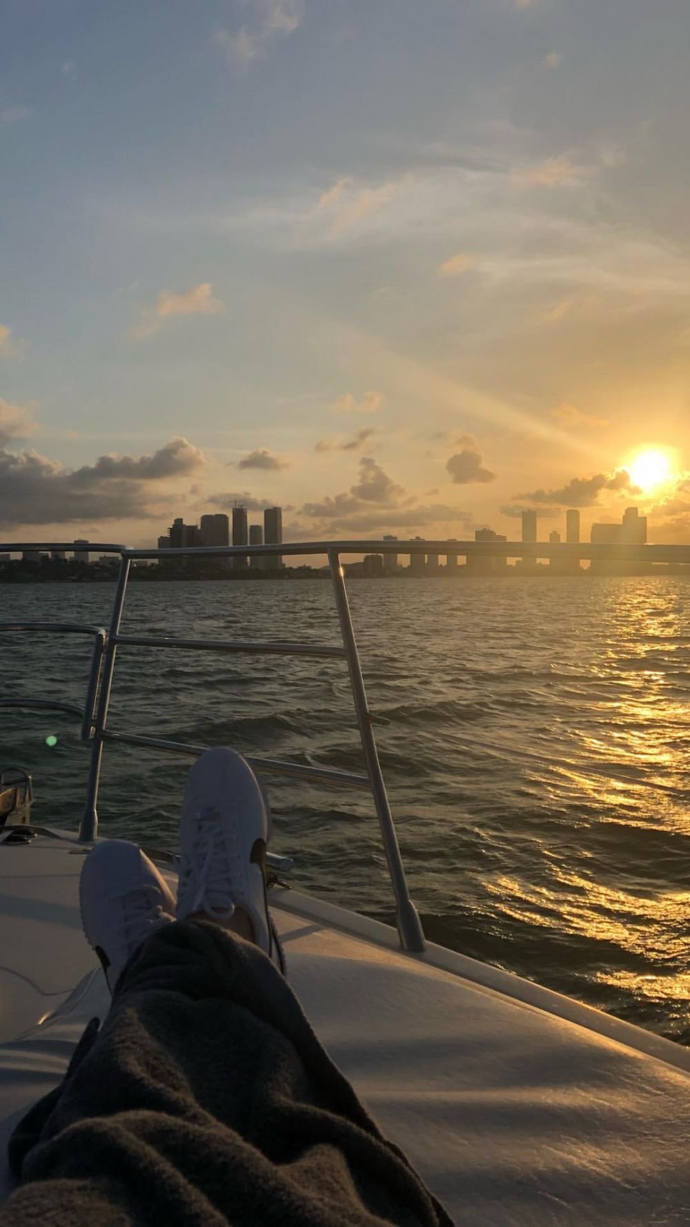 Halep si Begu s-au impacat! Petrecere pe YACHT pentru romance la Miami! FOTO_2