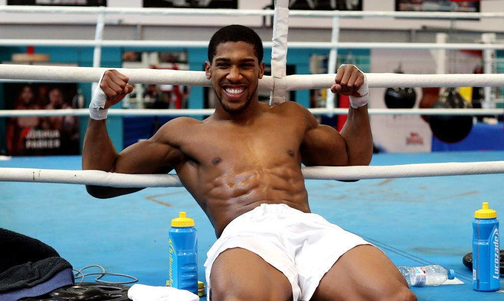 CUTREMUR in box inainte de marele meci dintre Joshua si Parker! Campionul greilor este gata sa semneze un contract de 400 de milioane de euro