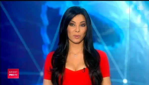 Maradona a primit o substanta ciudata pe banca, iar staff-ul a facut zid in jurul lui pentru a-l feri de camerele video! Ce ar fi luat