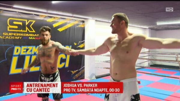 Balet, nu box :) Uriasii din Superkombat si-au aratat latura sensibila in noul videoclip al Alexandrei Ungureanu
