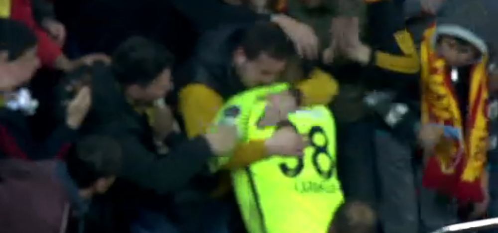 DEZASTRU pentru Sumudica: 0-5 ACASA cu Fenerbahce. Jucatorii si-au cerut scuze in fata peluzei. Scene INCREDIBILE pe teren_4